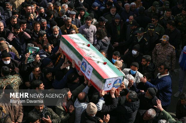 تشییع پیکر سه تن از شهدای حملات آمریکایی و صهیونی در شیروان