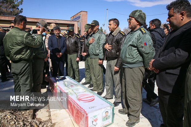 تشییع پیکر سه تن از شهدای حملات آمریکایی و صهیونی در شیروان