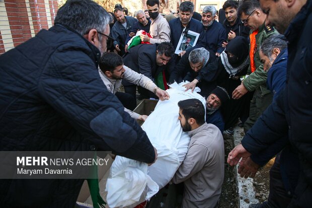 تشییع پیکر سه تن از شهدای حملات آمریکایی و صهیونی در شیروان