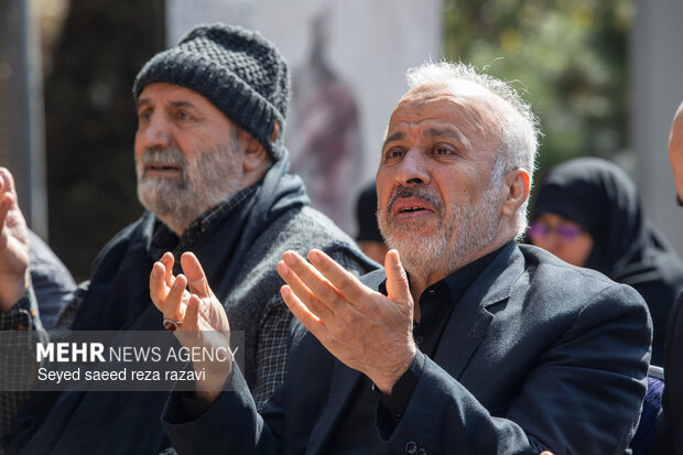 احمد میرعلایی: هنرمندان برای ثبت تاریخ، وسط معرکه بیایند احمد میرعلایی: هنرمندان برای ثبت تاریخ، وسط معرکه بیایند