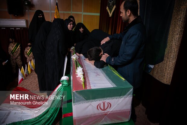 تشییع پیکر شهید اقتدار «محمدرضا ابراهیمی» در شاهرود تشییع پیکر شهید اقتدار «محمدرضا ابراهیمی» در شاهرود