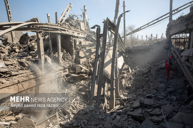 تجاوز آمریکایی_صهیونیستی به استادیوم بعثت تهران