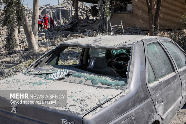 تجاوز آمریکایی_صهیونیستی به استادیوم بعثت تهران