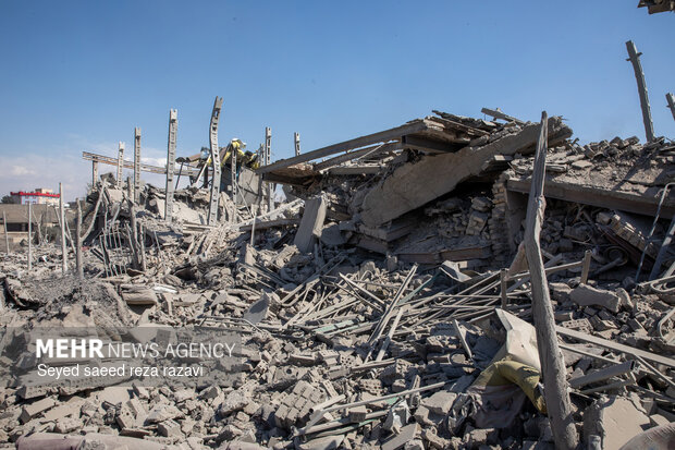 تجاوز آمریکایی_صهیونیستی به استادیوم بعثت تهران