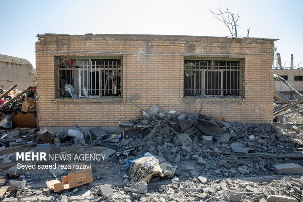 تجاوز آمریکایی_صهیونیستی به استادیوم بعثت تهران