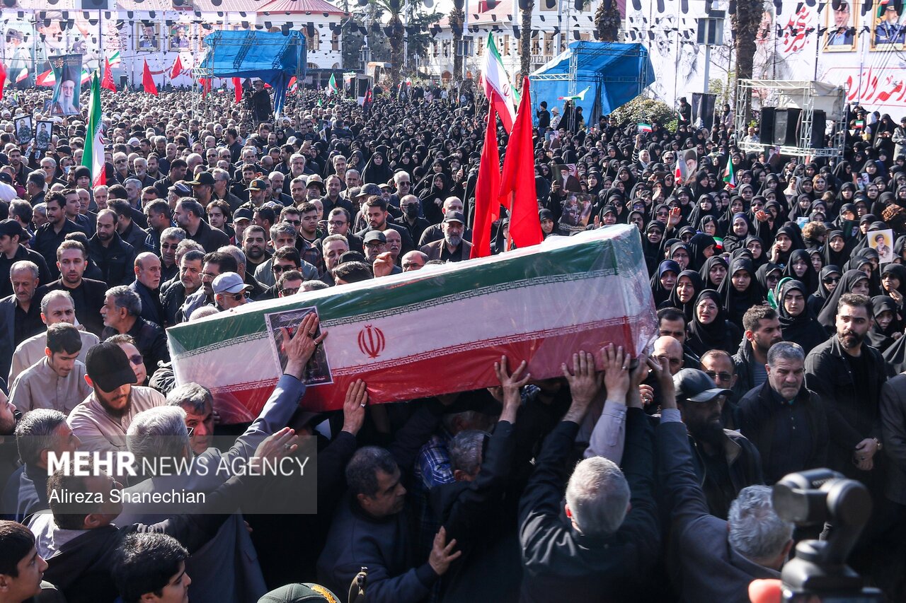 تشییع پیکر مطهر ۴ شهید حمله آمریکایی – صهیونی در رشت