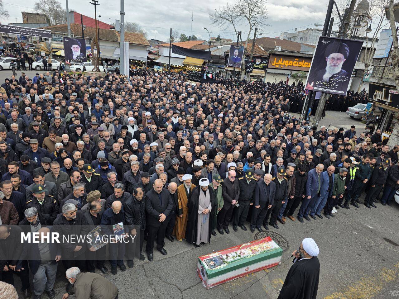 «شهید یوسف رهبر دریاسری» در زادگاهش اسماعیل آباد لنگرود آرام گرفت «شهید یوسف رهبر دریاسری» در زادگاهش اسماعیل آباد لنگرود آرام گرفت