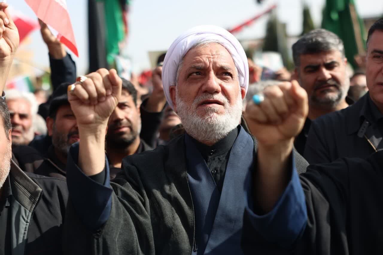 حمیدی: مردم از نیروهای مسلح در ادامه راه پرافتخار خود حمایت می‌کنند