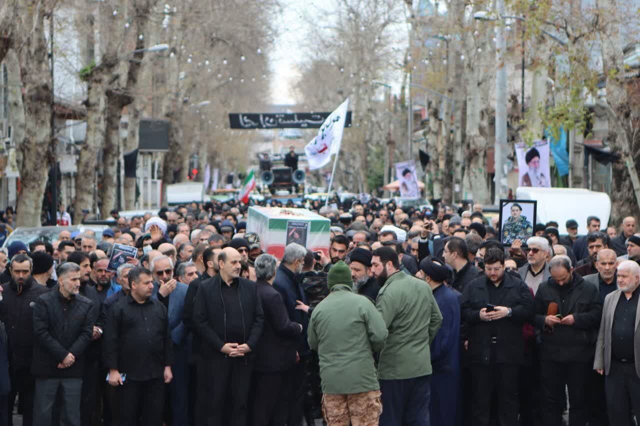تشییع پیکر سرباز شهید «مهدی پورتقی» در رودبنه لاهیجان