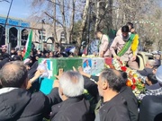 حضور نمازگزاران البرزی در راهپیمایی خونخواهی رهبر شهید و تشییع شهدا