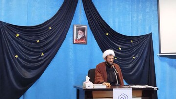 حجت‌الاسلام طیبی: الگوگیری از زندگی ائمه راهگشای سعادت جامعه است