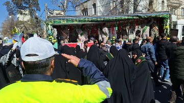 اقامه نماز و تدفین پیکر شهدای وطن در گلزار شهدای اراک