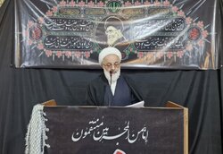 تقدیر امام جمعه آرادان از سربازان مکتب امام شهید؛ «همدلی ملی»تقویت شود