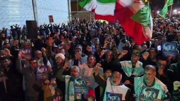 مردم بهاباد کفن‌پوش به خیابان آمدند