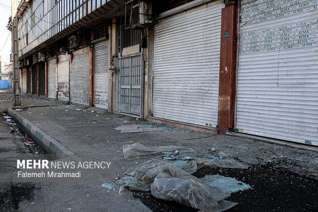 آثار تجاوز هوایی به شهرداری منطقه ۱۸ تهران