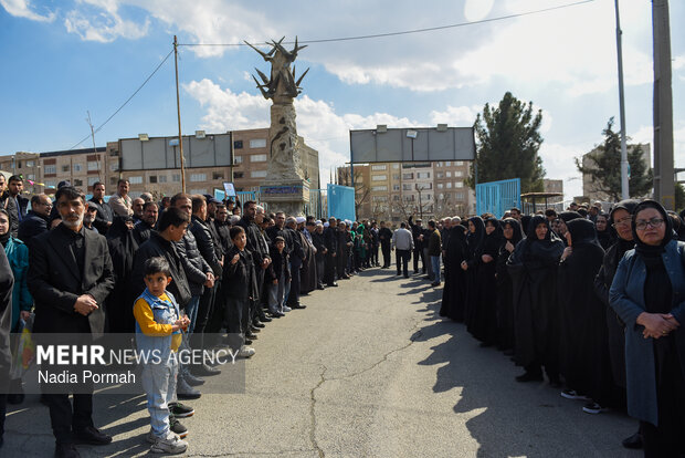 تشیع و خاکسپاری شهید «پرویز کریمی» در کرج