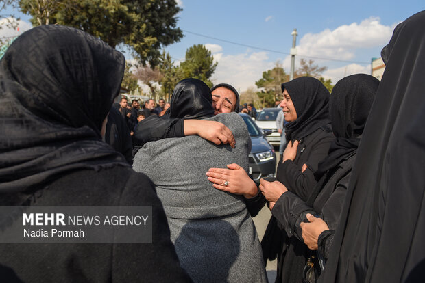 تشیع و خاکسپاری شهید «پرویز کریمی» در کرج