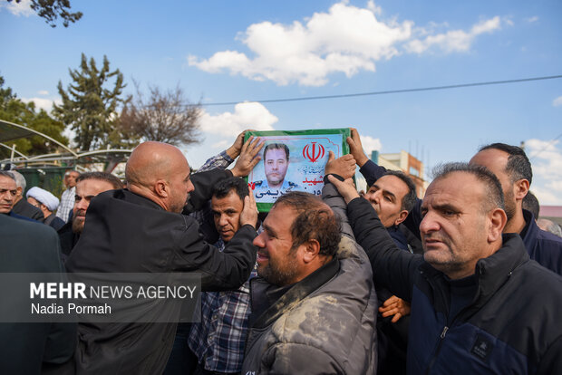 تشیع و خاکسپاری شهید «پرویز کریمی» در کرج