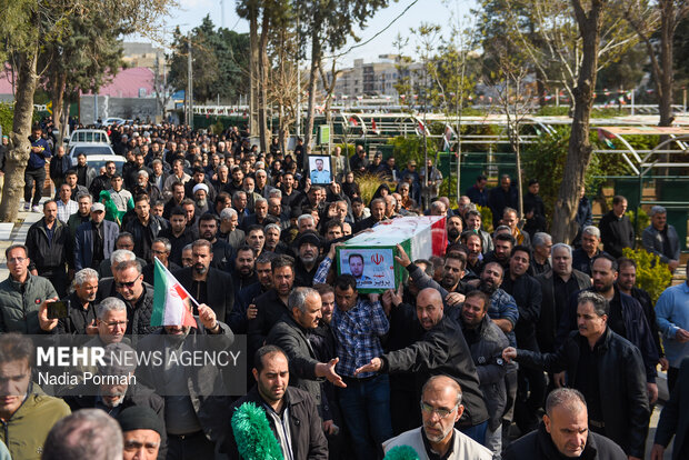 تشیع و خاکسپاری شهید «پرویز کریمی» در کرج