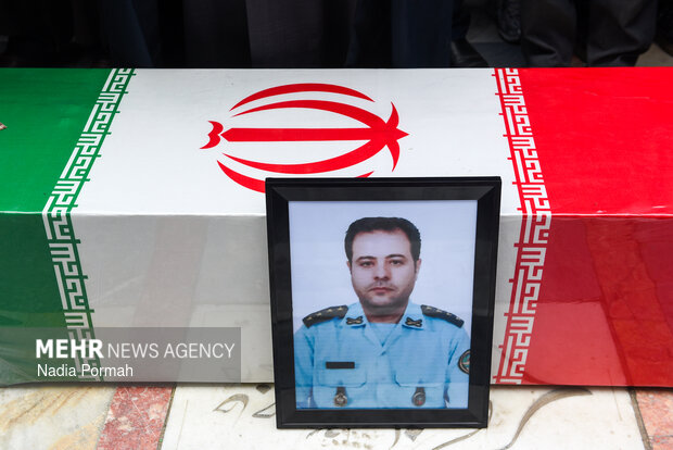 تشیع و خاکسپاری شهید «پرویز کریمی» در کرج