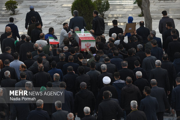 تشیع و خاکسپاری شهید «پرویز کریمی» در کرج