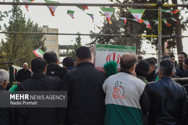 تشیع و خاکسپاری شهید «پرویز کریمی» در کرج
