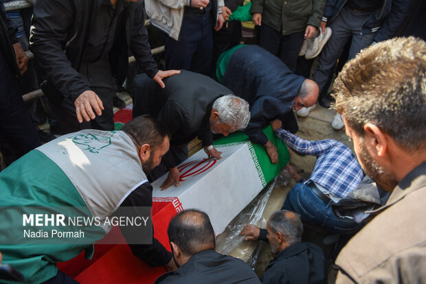 تشیع و خاکسپاری شهید «پرویز کریمی» در کرج