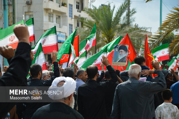 «مرگ بر اسرائیل» از سمنان تا آسمان؛ روایت تصویری یک راهپیمایی کوبنده