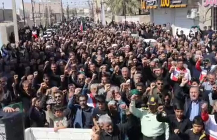 راهپیمایی مردم خورموج