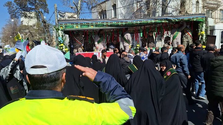 اقامه نماز و تدفین پیکر شهدای وطن در گلزار شهدای اراک