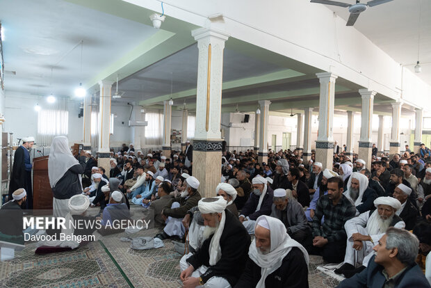 اجتماع دشمن شکن جامعه اهل سنت مشهد در پی شهادت رهبر انقلاب اسلامی