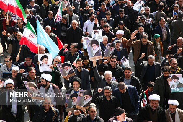 راهپیمایی بجنورد در محکومیت حملات آمریکایی - صهیونیستی