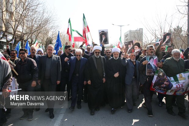راهپیمایی مردم بجنورد در محکومیت حملات آمریکایی - صهیونیستی