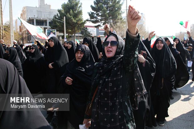 راهپیمایی مردم بجنورد در محکومیت حملات آمریکایی - صهیونیستی
