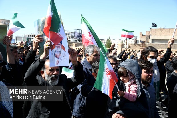 راهپیمایی مردم بیرجند در محکومیت حملات آمریکایی - صهیونیستی