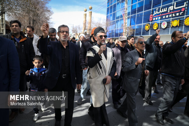 راهپیمایی مردم شهرکرد در محکومیت حملات آمریکایی - صهیونیستی