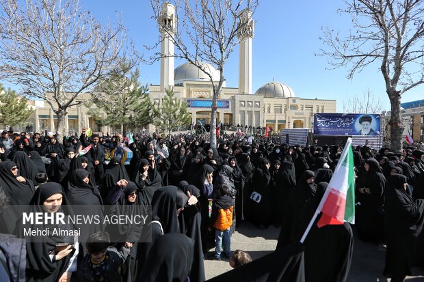 راهپیمایی مردم زنجان در محکومیت حملات آمریکایی - صهیونیستی