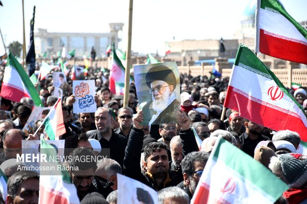 راهپیمایی مردم بیرجند در محکومیت حملات آمریکایی - صهیونیستی