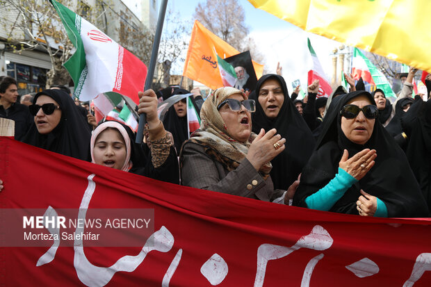 راهپیمایی مردم شهرکرد در محکومیت حملات آمریکایی - صهیونیستی