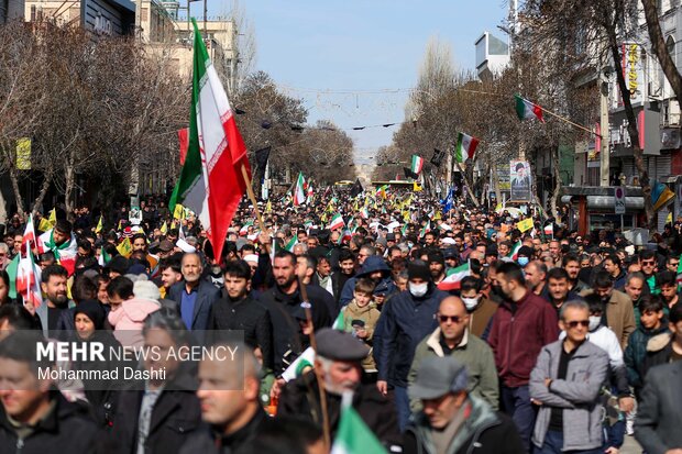 راهپیمایی مردم اردبیل در محکومیت حملات آمریکایی - صهیونیستی