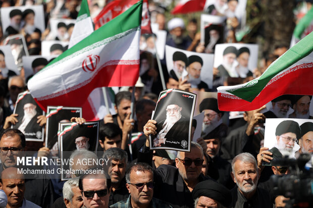 راهپیمایی مردم بوشهر در محکومیت حملات آمریکایی - صهیونیستی