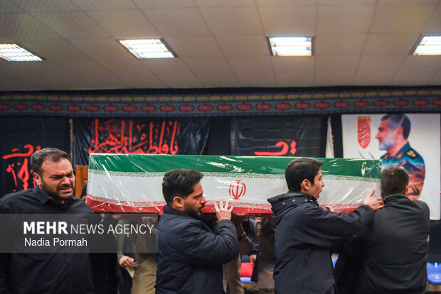 وداع با پیکر مطهر شهدای جنگ رمضان در کرج