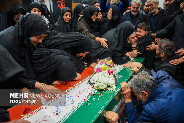 وداع با پیکر مطهر شهدای جنگ رمضان در کرج