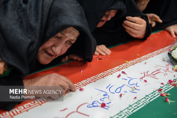 وداع با پیکر مطهر شهدای جنگ رمضان در کرج