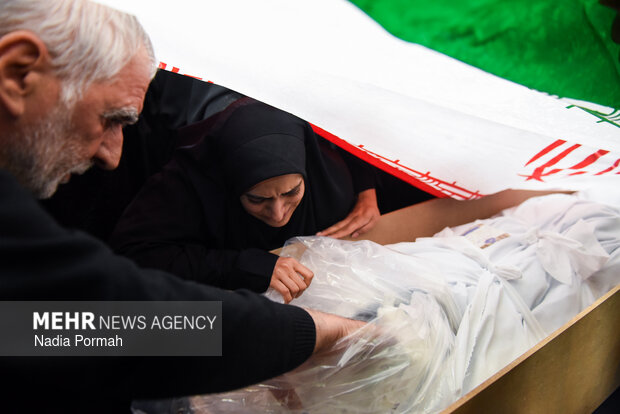 وداع با پیکر مطهر شهدای جنگ رمضان در کرج