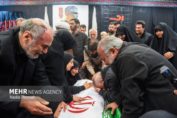 وداع با پیکر مطهر شهدای جنگ رمضان در کرج