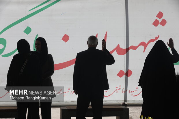 وداع با پیکر شهدای حملات صهیونی-آمریکایی