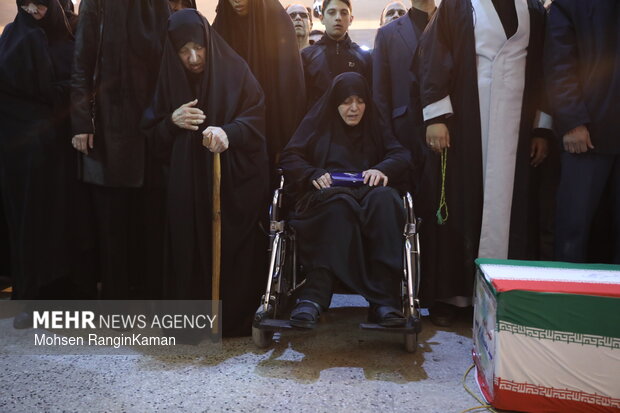 وداع با پیکر شهدای حملات صهیونی-آمریکایی