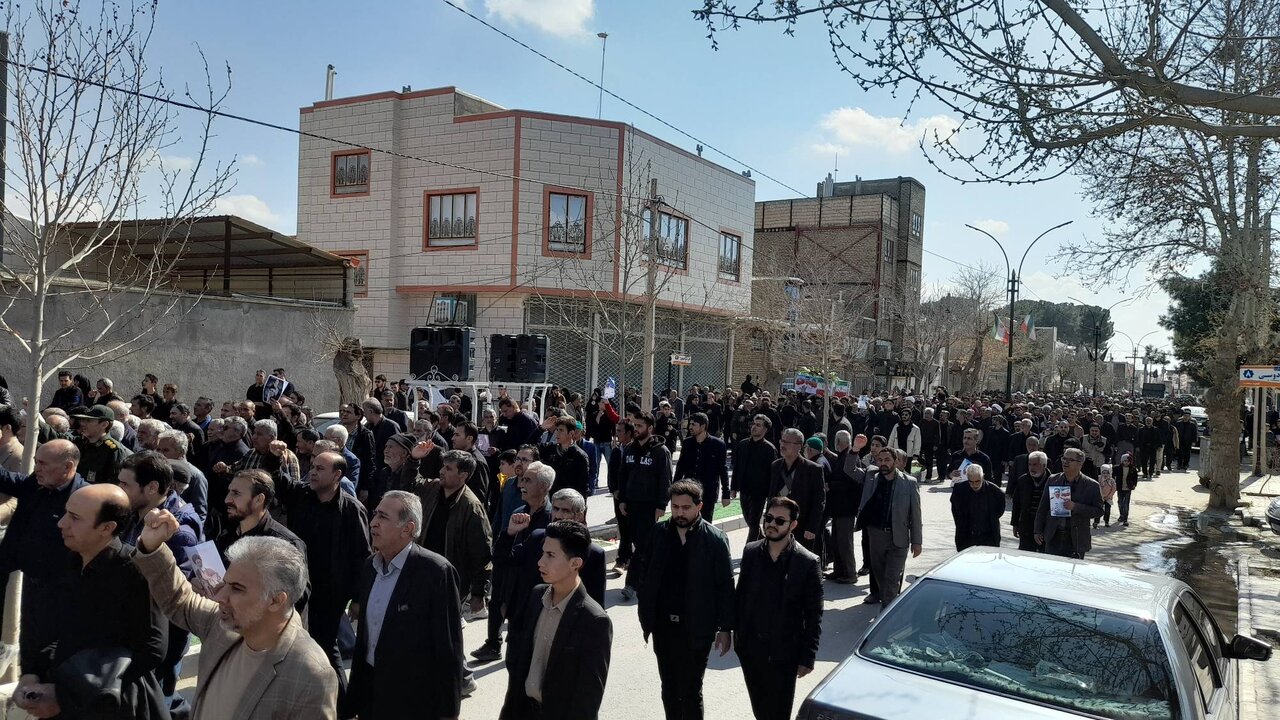 راهپیمایی با شکوه مردم در خلیل آباد