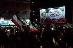 اجتماع مردم بندرعباس در سوگ قائد شهید امت همزمان با اولین شب قدر